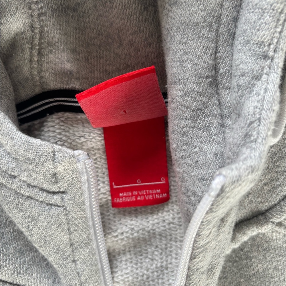 Manchester United,Nike Heather Gray MUFC Zip Hoodie - Picture 4 of 6